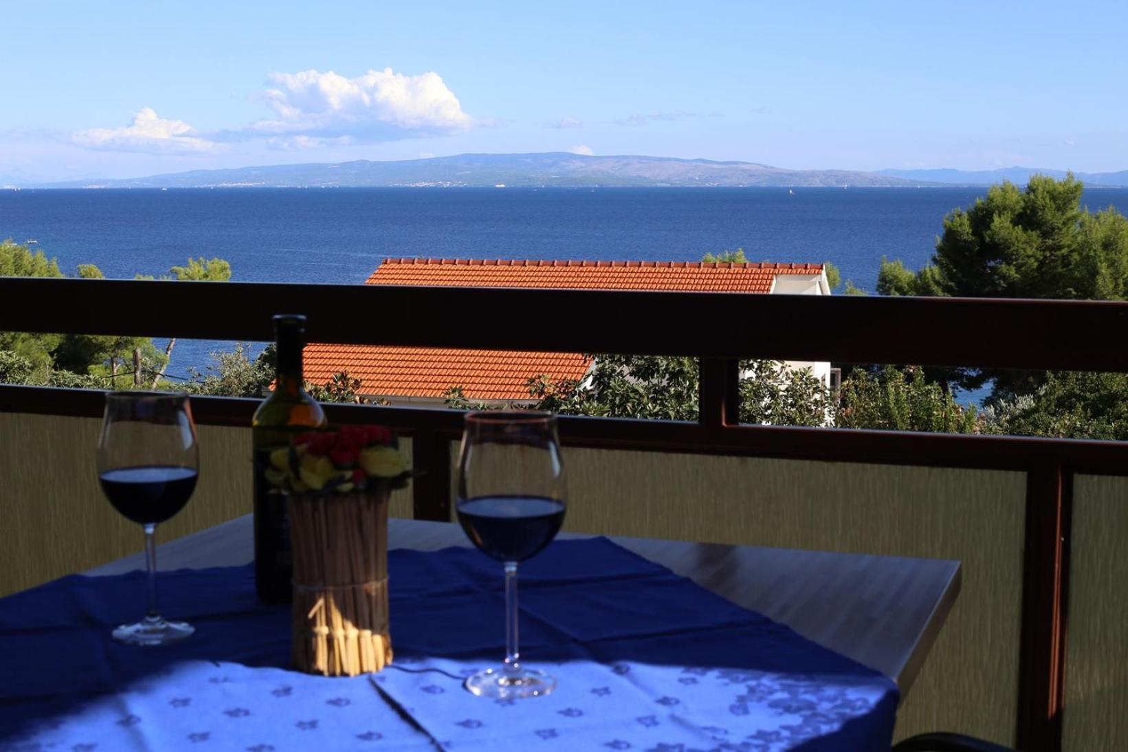 Divine Seaview Apartment