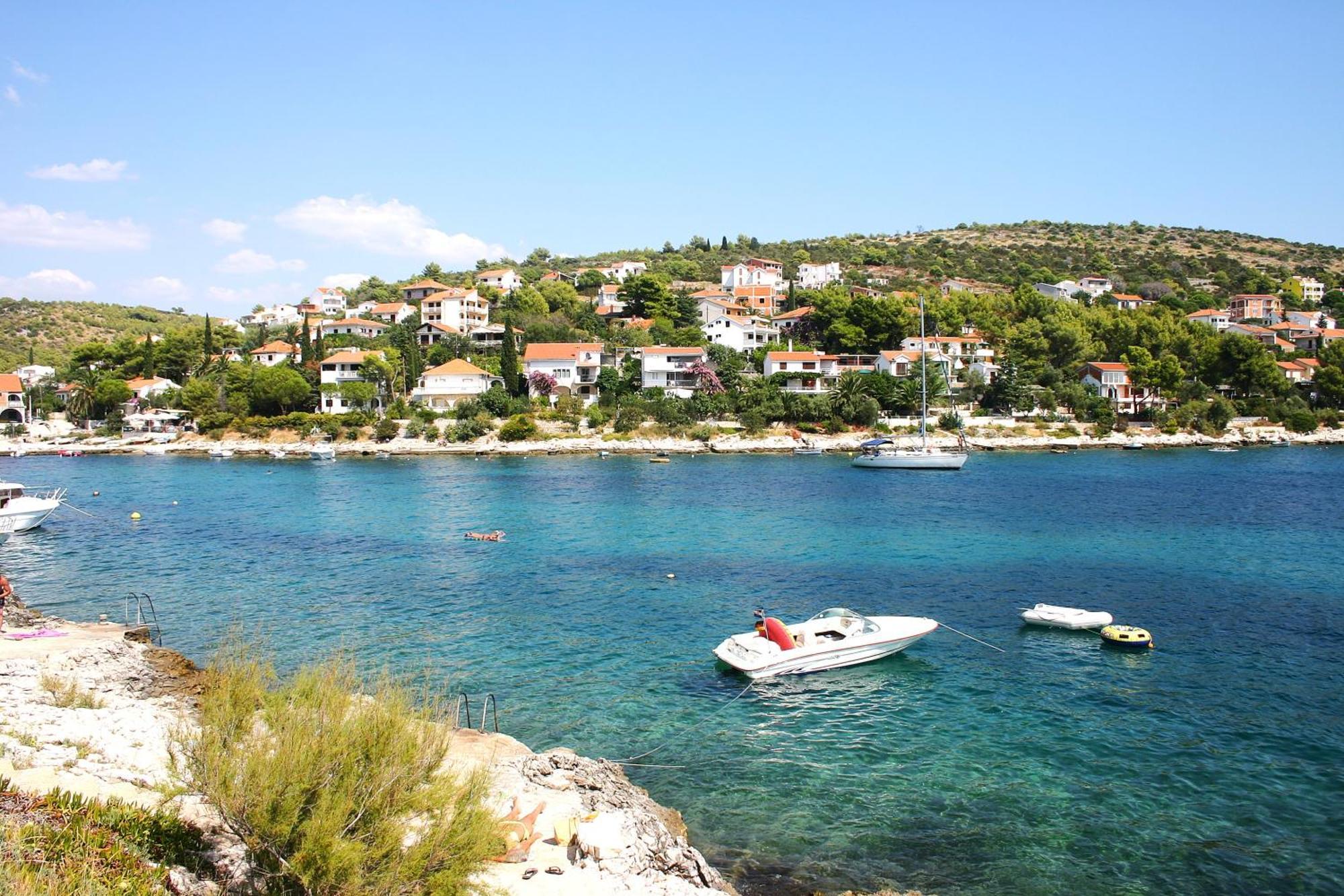 Divine Seaview Apartment